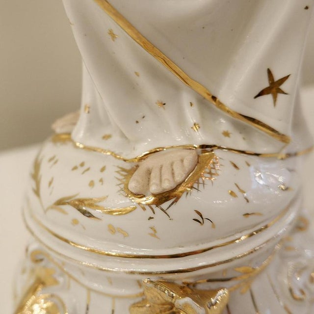 Porcelain Virgin Mary with Child Christ, 19th Century For Sale - Image 4 of 14