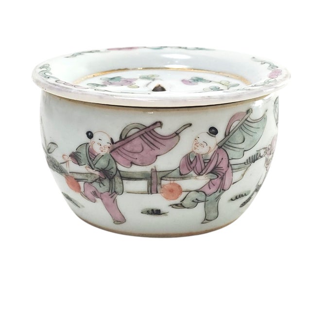 Exquisite Qing Dynasty Famille Rose Cricket Pot – 3.5” Hand-Painted Porcelain For Sale - Image 4 of 9