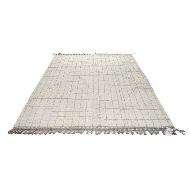 Contemporary 5x9 Ivory Hand-Knotted Wool Linear Diamond Motif Geometric Modern Carpet Rug For Sale - Image 3 of 7