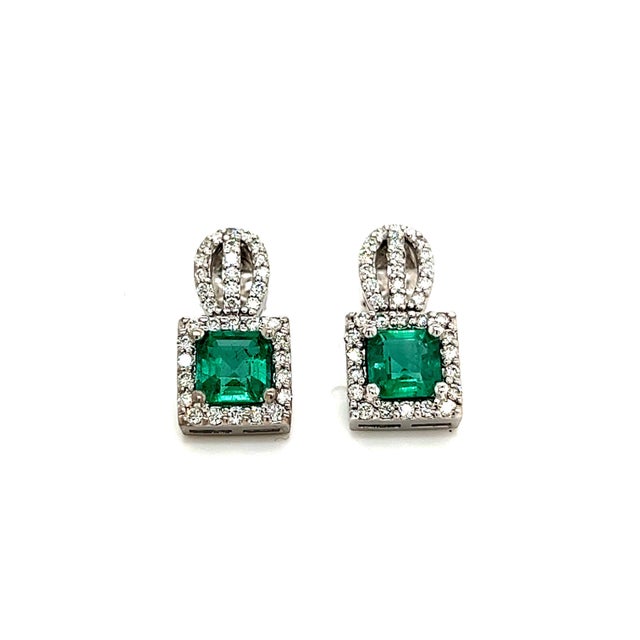 2010s Natural Emerald Diamond Stud Earrings 14k Gold 2.84 TCW Certified For Sale - Image 5 of 12
