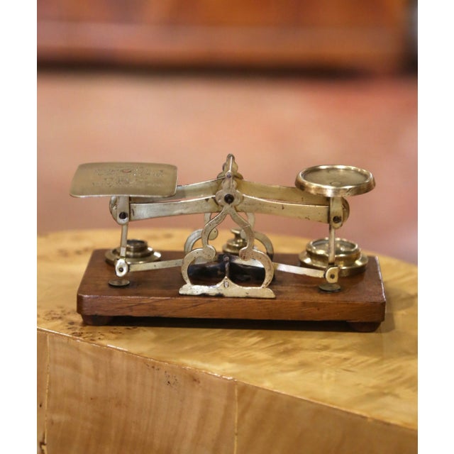 Early 20th Century English Brass Postal Scale With Weights on Oak Base For Sale In Dallas - Image 6 of 9