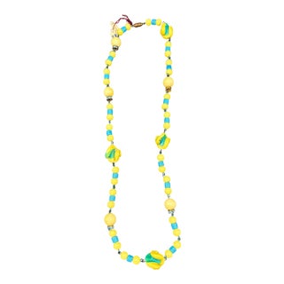 1930s Czechoslovakian Art Deco Yellow White & Blue Bohemian Art Glass Bead Necklace For Sale