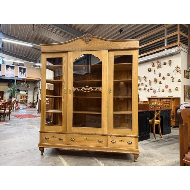 Antique Library Display Case, 1880s For Sale - Image 4 of 18