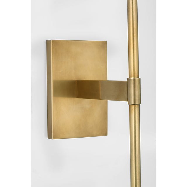 Brass Waterford for Visual Comfort Signature Blaze 19" Tail Sconce in Natural Brass with Clear Crystal For Sale - Image 8 of 13
