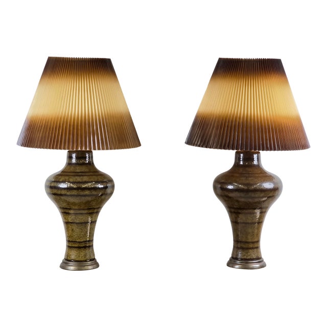 Mid 20th Century Earth Toned Mid Century Lamps With Original Hombre Shades - a Pair For Sale