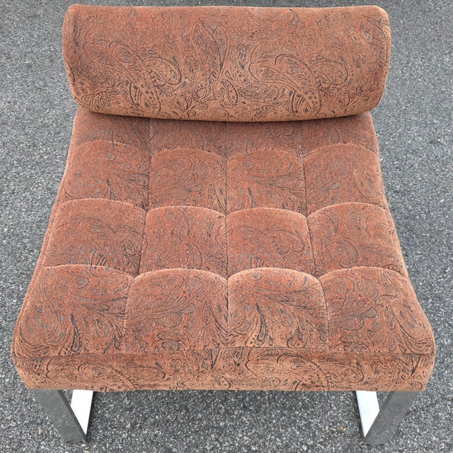 Brown Pair of Harvey Probber Mid-Century Modern Tufted Slipper Lounge Chairs in Paisley Upholstery and Polished Chrome, Circa 1965 For Sale - Image 8 of 15