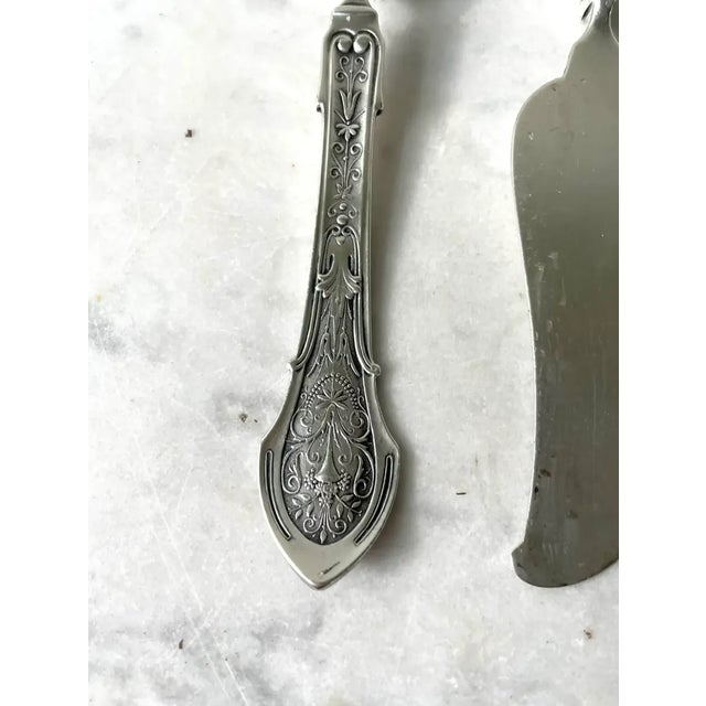 Metal Rare Pair of Antique Wood and Hughes Sterling Silver Butter Knives - Stamped For Sale - Image 7 of 7