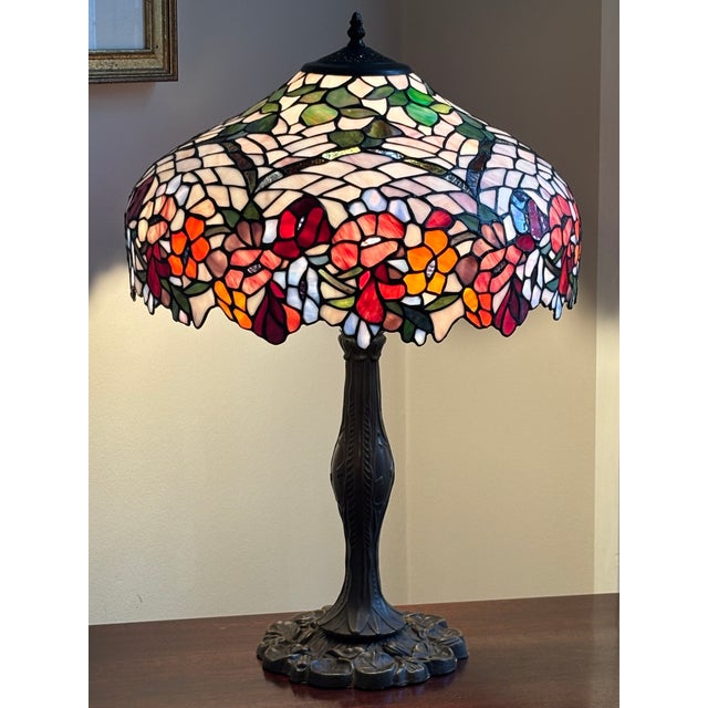Bronze Late-20th Century Art Nouveau Tifffany-Style Stained Glass Table Lamp For Sale - Image 8 of 18