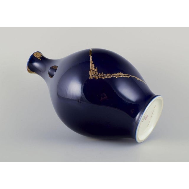 Large Porcelain Vase with Sèvres Blue Glaze by James Guitet for Sèvres, 1970 For Sale - Image 6 of 9