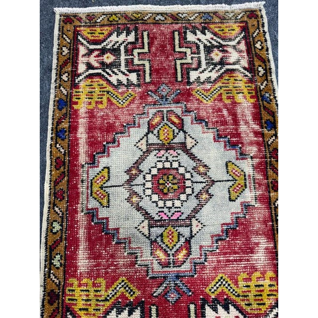 Turkish Yastik Rug 1'9" x 3'2" For Sale - Image 4 of 5