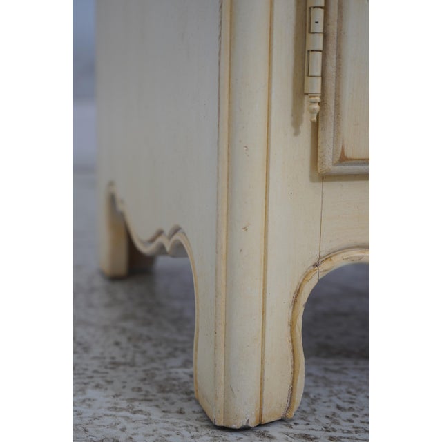 Off-white Pair of Ethan Allen Birch Wood French Country Nightstands For Sale - Image 8 of 12