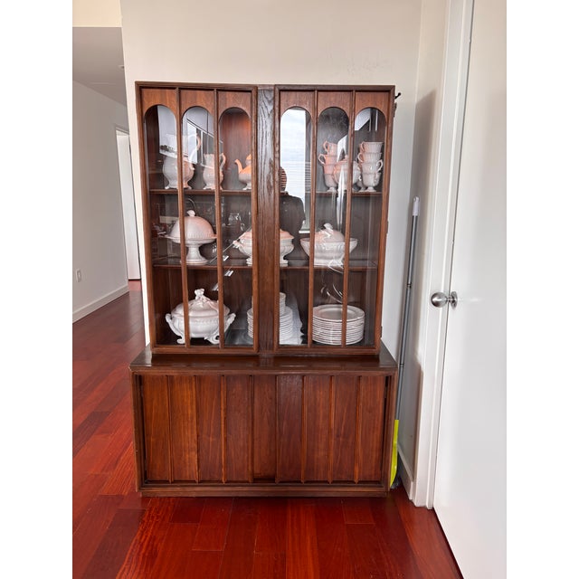 Wow! Everyone loves and comments in this piece. Mid Century style Keller Colonnade style credenza. Glass doors and...