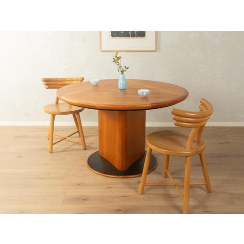 Unique dining table, Skovby Very good workmanshipHigh-quality materialsSolid wood edgesMade in Denmark, Manufacturer:...