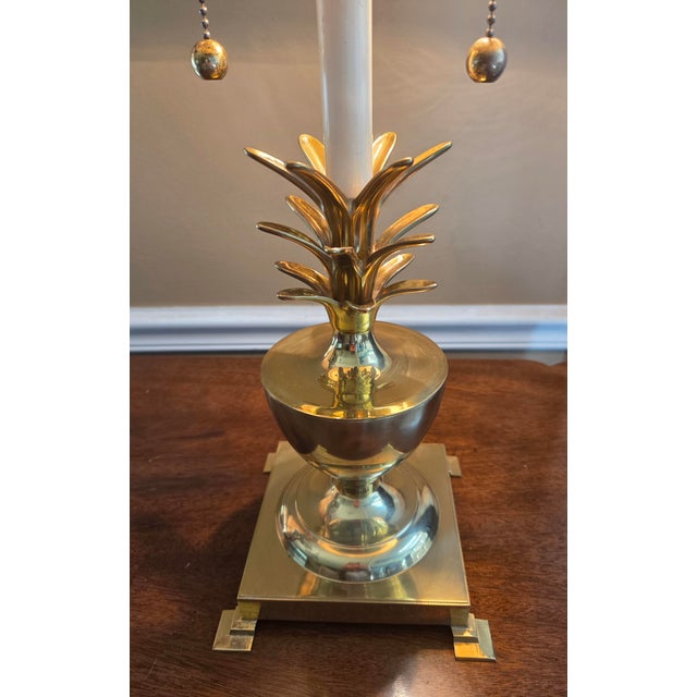 Hollywood Regency Vintage Brass Pineapple Table Lamp For Sale - Image 3 of 12