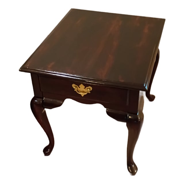 1980s Broyhill Side Table For Sale