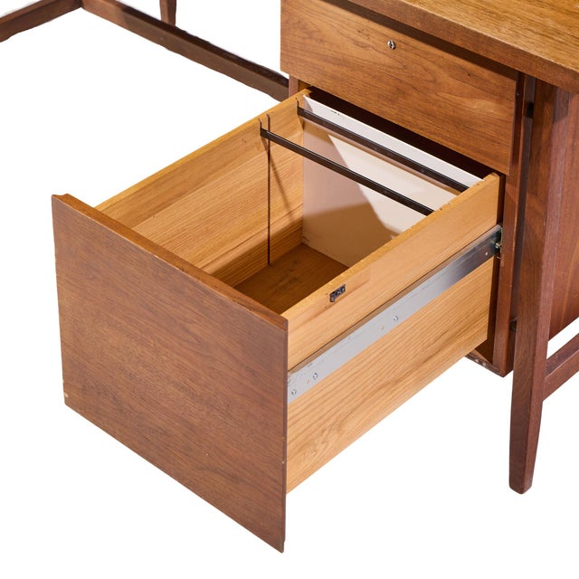 Wood Florence Knoll Mid Century Walnut Executive Desk For Sale - Image 7 of 10