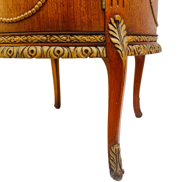 Louis XVI Style Round Gueridon Commode Tables With Carrara Marble & Floral Marquetry - A Pair For Sale - Image 16 of 18