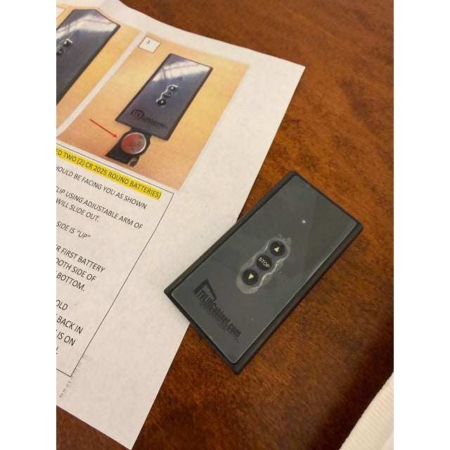 Lift Cabinet Adagio Media Console For Sale - Image 4 of 12