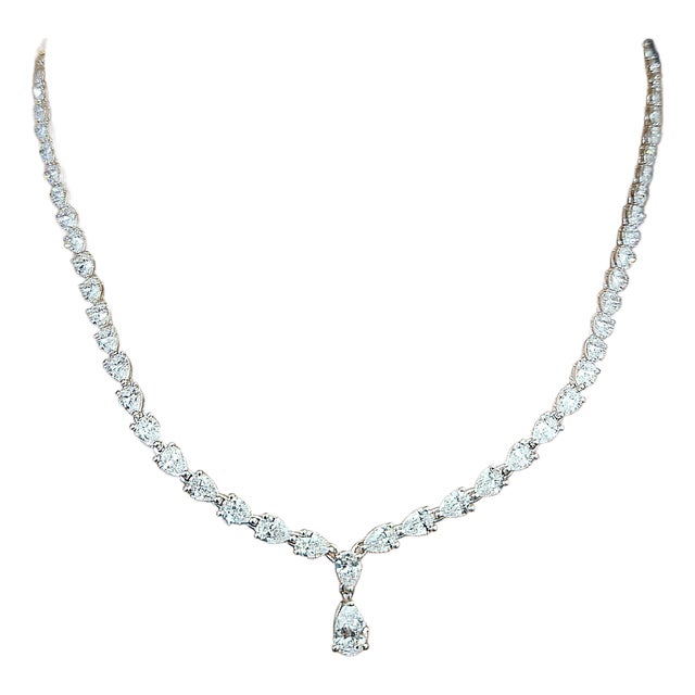 12.31 Ct Graduated Pear-Shape Diamond Necklace For Sale