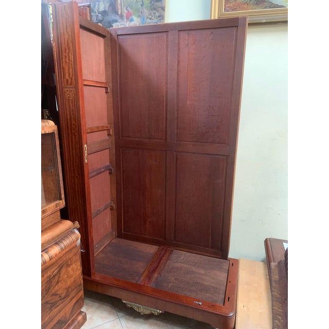 Brown Empire Walnut and Mahogany Single-Door Bookcase, 1880s For Sale - Image 8 of 18