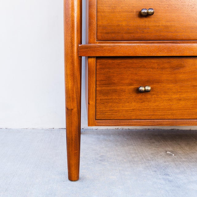1950s Restored 1950s Mount Airy Walnut & Brass Sculptural Mid Century Highboy Dresser, Attributed For Sale - Image 5 of 14