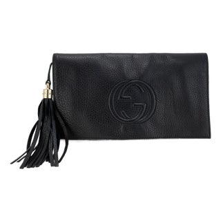 Gucci Soho Gg Black Pebbled Calfskin Leather Tassel Flap Clutch Bag For Sale