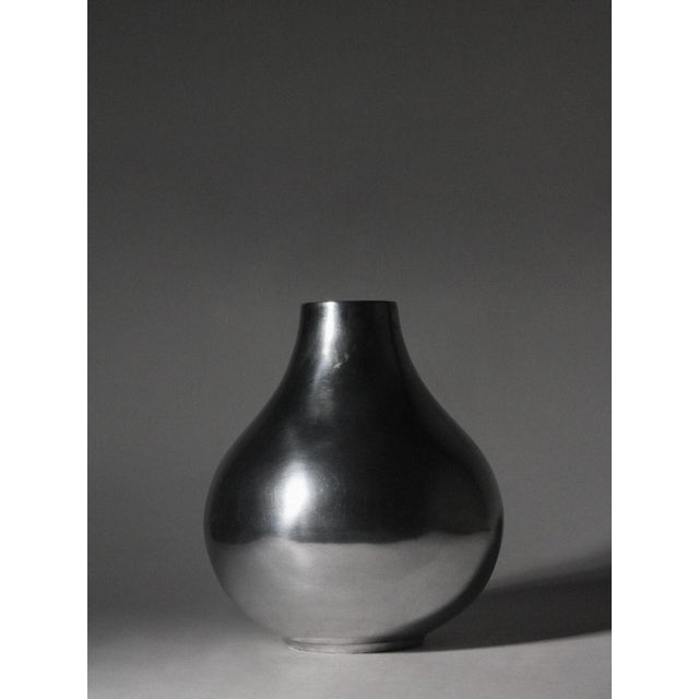 Postmodern Polished Aluminum Bulbous Vase, 1980 For Sale - Image 3 of 6