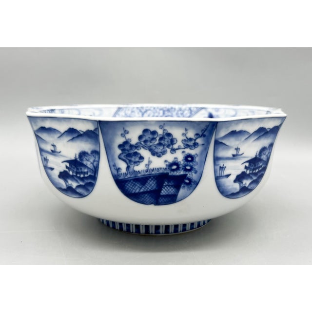 Large Vintage Blue & White Japanese Porcelain Geometric Mixed Fruit Bowl - Chinoiserie, Traditional, Asian, Grandmillennial For Sale - Image 12 of 14