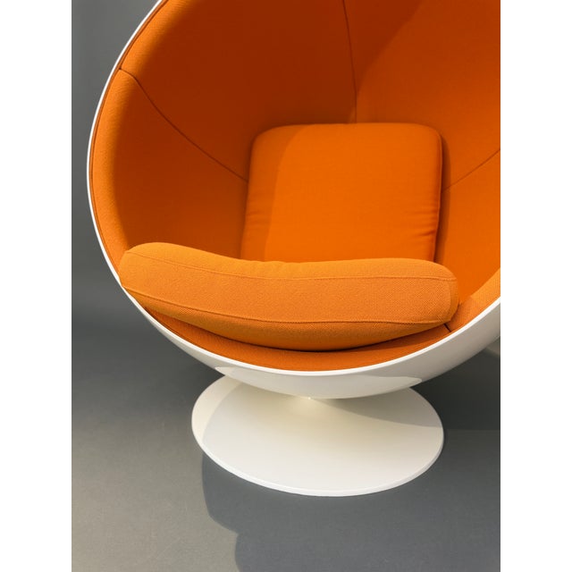 Ball Chair in White and Orange by Eero Aarnio for Asko, Finland, 1960s For Sale - Image 11 of 18