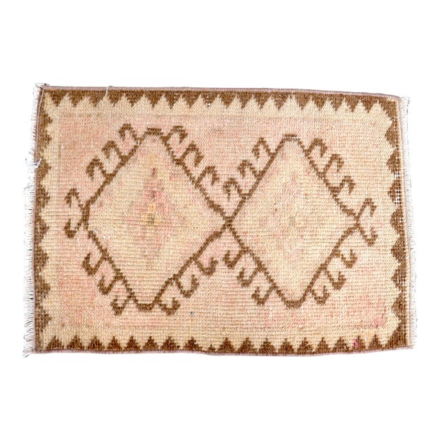 Vintage Mid Century Peach Rug For Sale