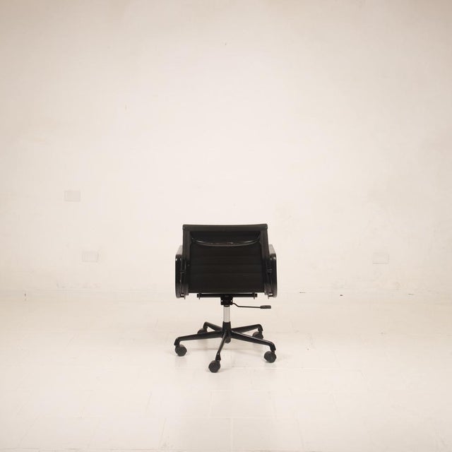 Vintage Black Aluminum Office Chair by Charles & Ray Eames for ICF, 1970s For Sale - Image 6 of 18