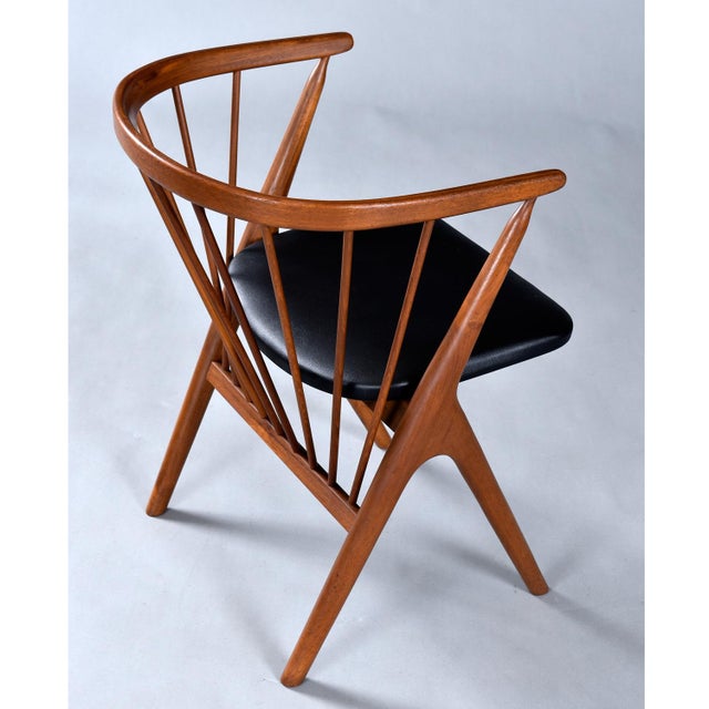 Wood 10 Spindle Back Ox Bow Solid Teak Danish Dining Chairs No. 8 by Helge Sibast For Sale - Image 7 of 14