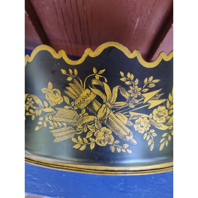 French Black and Gold Hand Painted Oval Monteith Form Tole Cachepot For Sale - Image 4 of 6