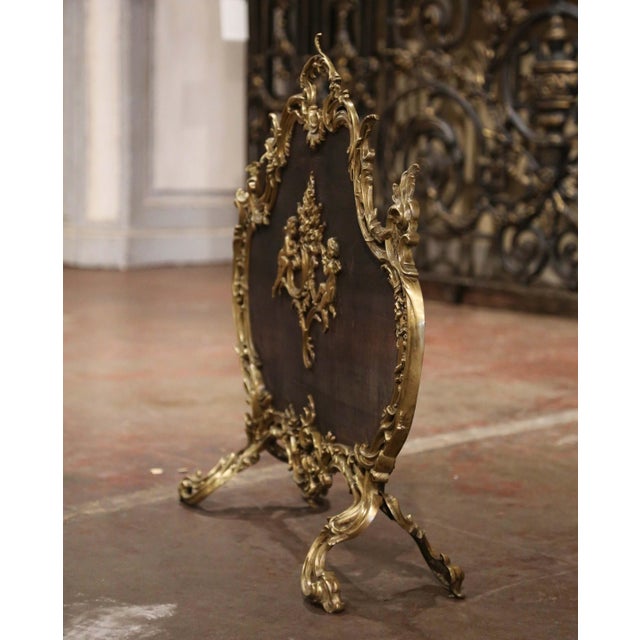 19th Century French Louis XV Bronze Doré Fireplace Screen With Cherub Motifs For Sale In Dallas - Image 6 of 8