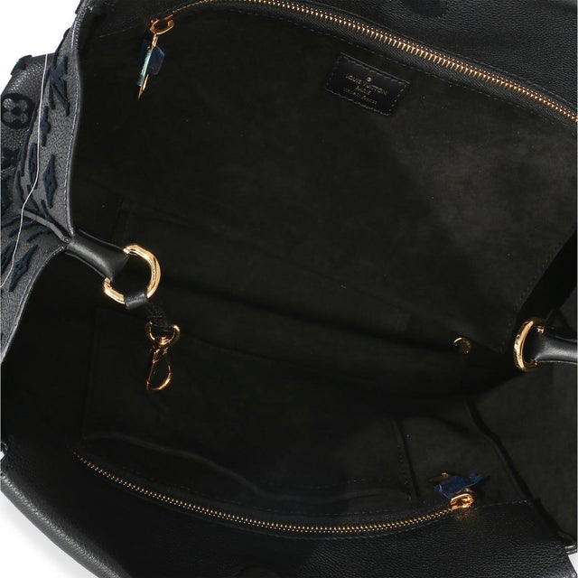 Black Black Monogram Tufted Veau Cachemire W Tote PM For Sale - Image 8 of 8