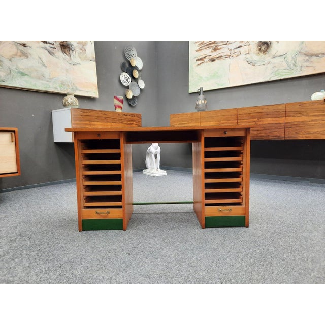 Mid-century desk from the 1950s. with a writing height of 68.5 cm, it is also suitable for young people and individuals of...