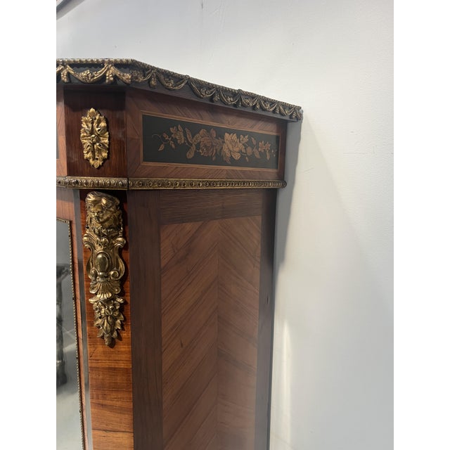19th Century Napoleon III Display Cabinet in Veneer and Marquetry For Sale - Image 15 of 18
