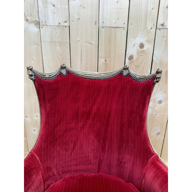 Wood Art Nouveau Gondola-Style Bergère Chair in Carved Wood and Red Velvet, 1890s For Sale - Image 7 of 8