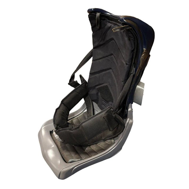 2000 - 2009 2002 Minority Report Fiberglass Futurist Jetpack Y2k Prop For Sale - Image 5 of 7