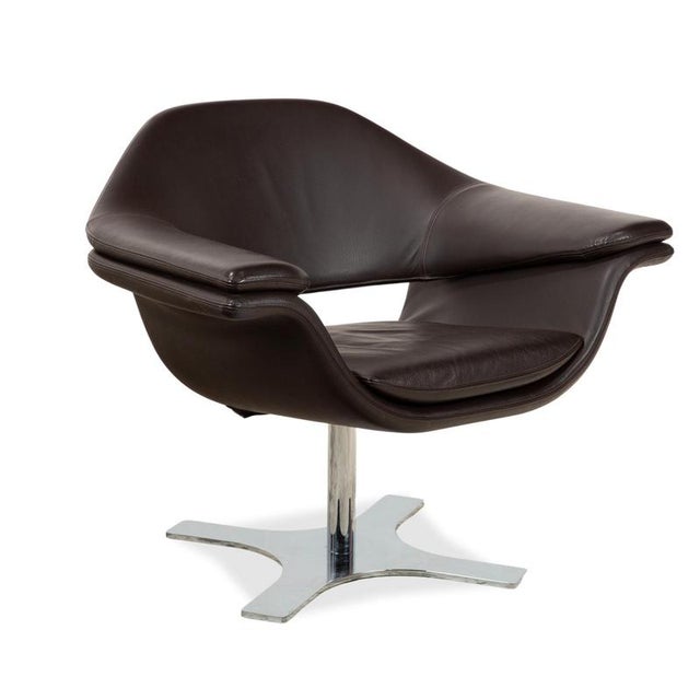 Brown Leather Hi-Cove Swivel Armchair by Molteni&C For Sale - Image 13 of 13