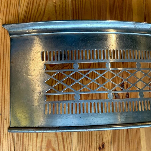 Antique English Polished Cast Steel Petite Fireplace Fender For Sale - Image 4 of 10