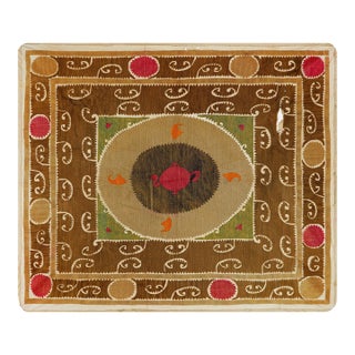 Square Uzbek Suzani Wall Decor 3'5'' X 4'1'' For Sale