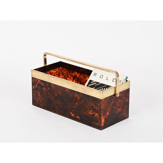 Large Magazine or Bottle Rack in Tortoiseshell Acrylic Glass and Brass from Dior, Italy, 1970s For Sale - Image 6 of 15