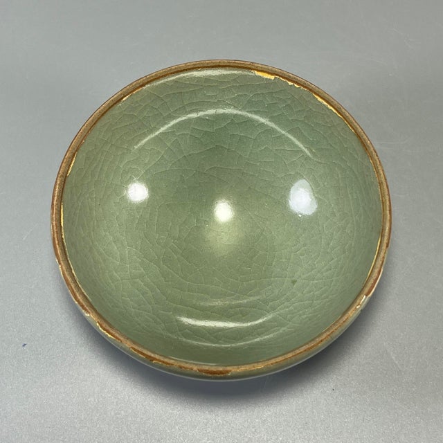Chinese Antique Chinese Celadon Crackle‑Glaze Bowl, Collectible For Sale - Image 3 of 5