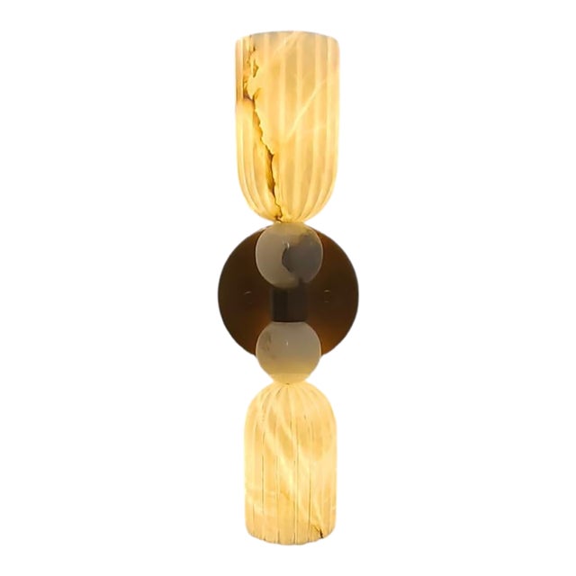 Handmade Alabaster Stone Wall Sconce With Solid Brass, Luxury Ribbed Stone Wall Light, Natural Alabaster Wall Lamp, Art Deco Brass Sconce For Sale