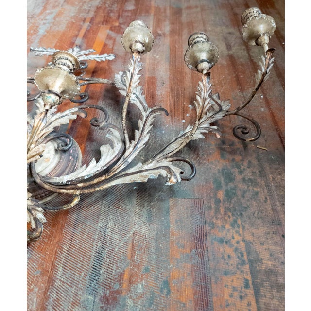 20th Century Large 40" Wide Italian Hollywood Regency Tole and Wood Wall Sconce For Sale - Image 17 of 18
