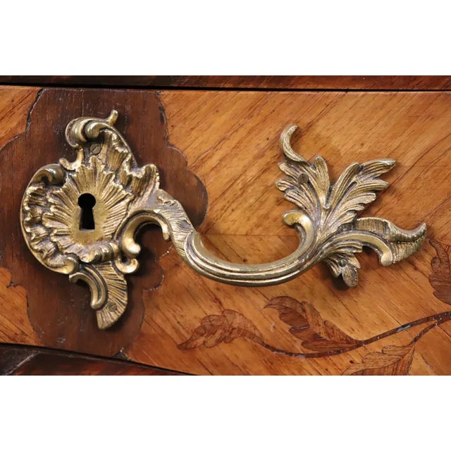 Monumental 19th Century Louis XV Style Bronze Ormolu Mounted Leather Top Bureau Plat For Sale In Dallas - Image 6 of 9