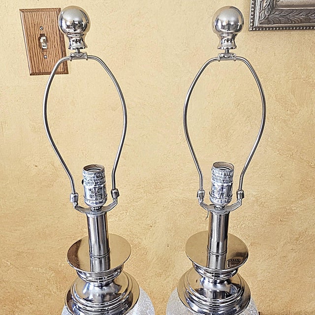 Pair of Tall Chrome Crackle Glass Table Lamps – Vintage Hollywood Regency Glam 3-Way Lighting For Sale - Image 10 of 18