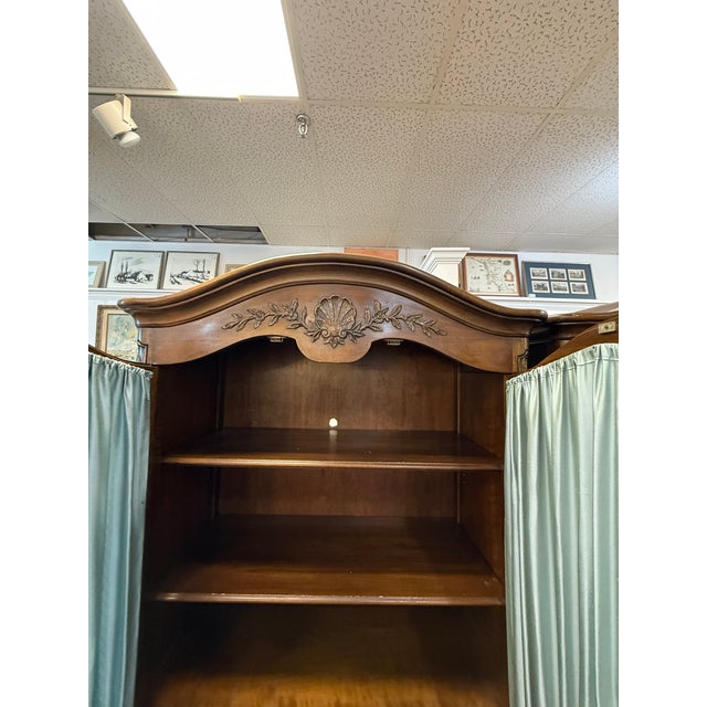 1950s Pair of Kindel "Beauclair" French Louis XV Style Walnut Chifferobes With Silk Panels For Sale - Image 9 of 18