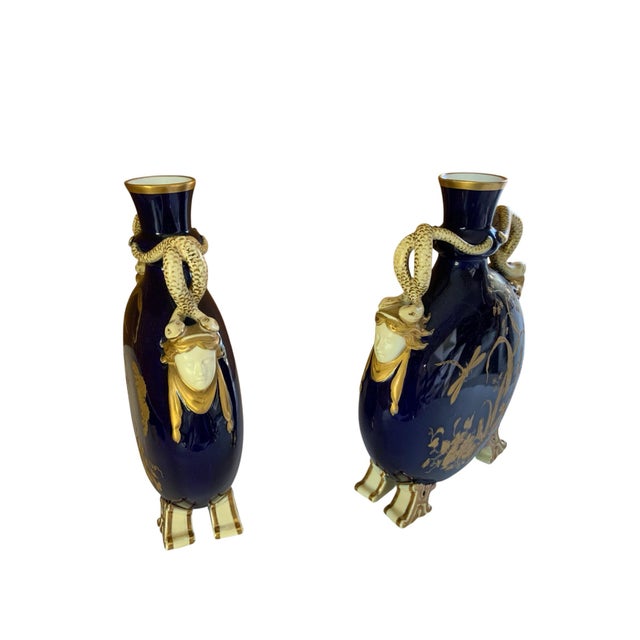 Traditional Pair Antique Grainger Cobalt Blue Porcelain Moon Pilgrim Flasks Snake Handles C. 1880 Gilt Vases Made in England For Sale - Image 3 of 8